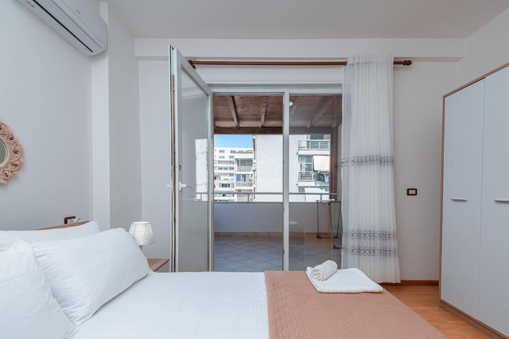 Grand View Apartment Durrës Exteriör bild