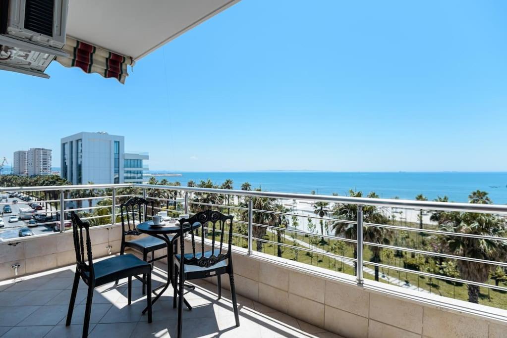 Grand View Apartment Durrës Exteriör bild